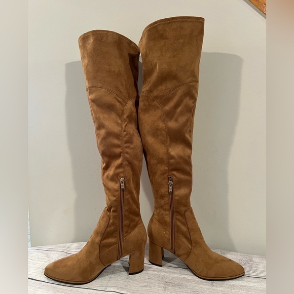 MARC FISHER Elegant Tan Knee-High Women's brown Boots/size 8 - Picture 4 of 8